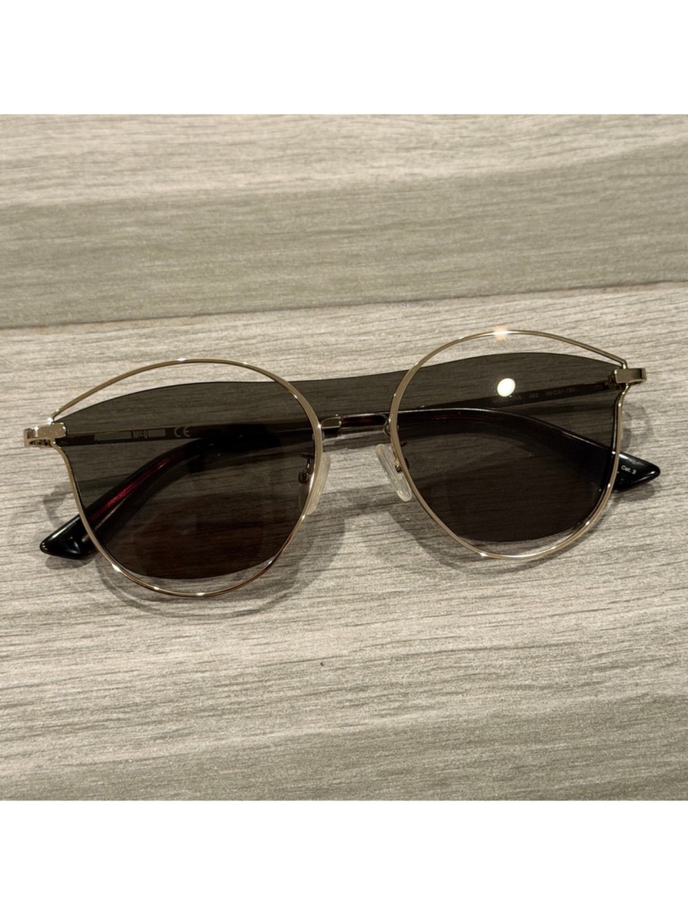 Alexander McQueen McQ Unisex Black Gold 55mm Sunglasses